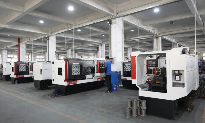 CNC 精密加工生产车间